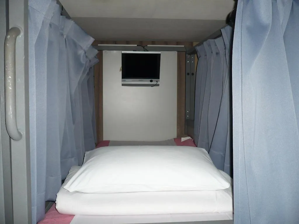 Kapselhotel Hotel Ishino Onsen Vivi Präfektur Tokio